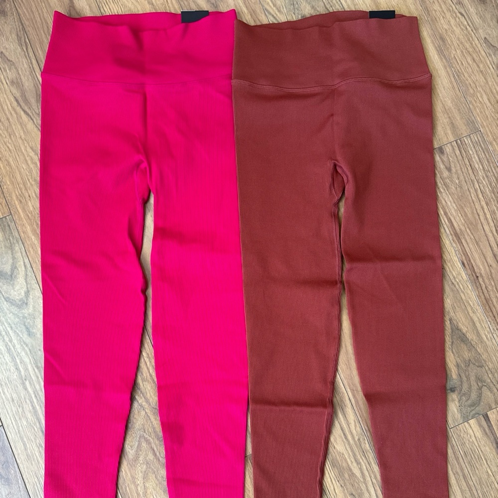 Victoria Sport ribbed leggings size medium brand new with tags